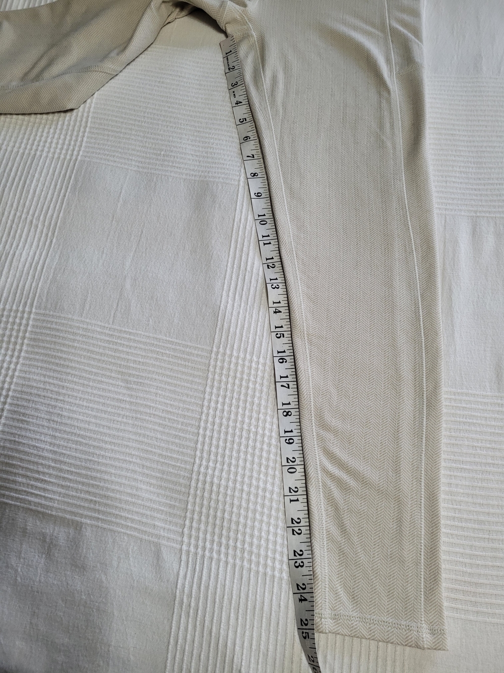 Kyodan Cream Herringbone Textured  High-Waisted Leggings with Pockets - Small - Picture 6 of 10
